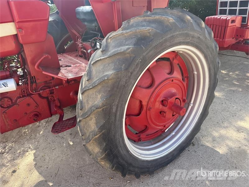 International Harvester Harvester I656D 2WD Tractor Ciągniki rolnicze