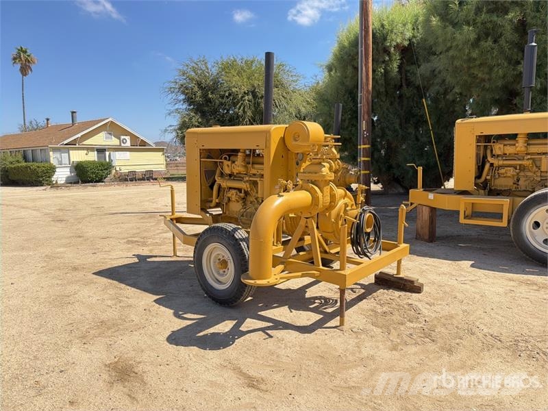 International Harvester Harvester Trailer-Mounted Water Pump Waterpumps