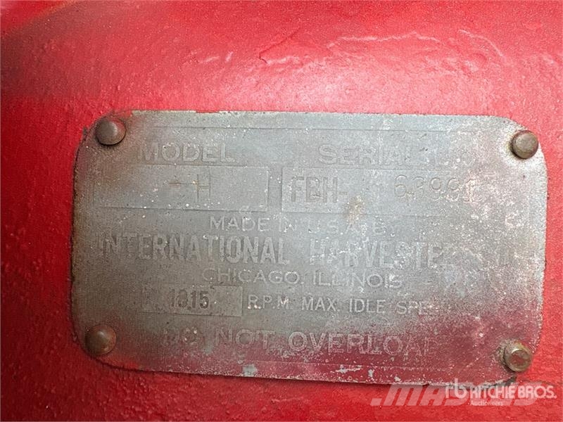 International Harvester Harvester Model H 2WD Tractor Traktorji