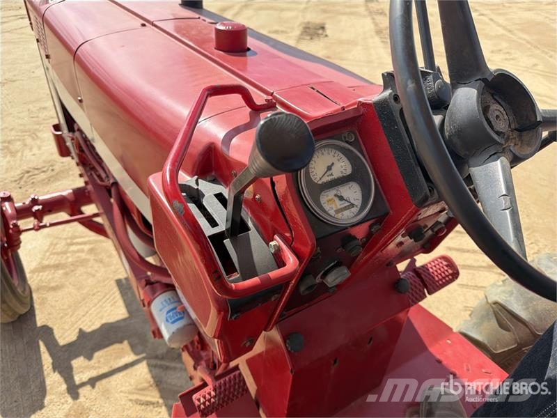 International Harvester Harvester Hydro 70 2WD Tractor Ciągniki rolnicze