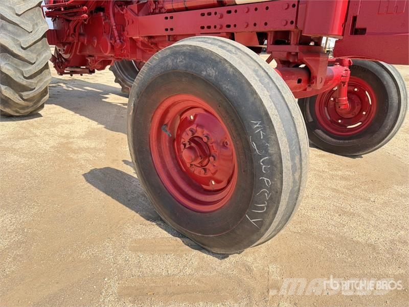 International Harvester Harvester Hydro 70 2WD Tractor Ciągniki rolnicze