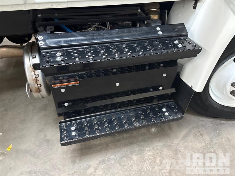 International HV607 4x2 S/A Dump Truck (Unused) Tipper trucks