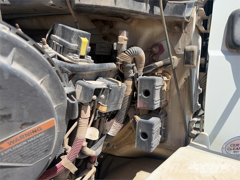 International HV607 SBA 6x4 Mixer Truck Betonmixers en pompen