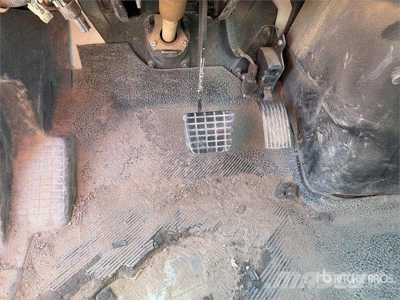 International HV607 SBA 6x4 Mixer Truck Betonmixers en pompen