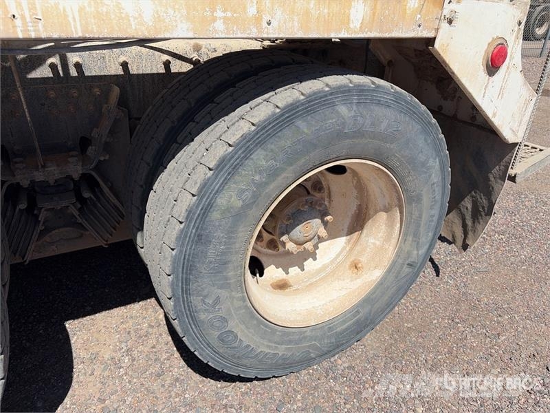 International HV607 SBA 6x4 Mixer Truck Betonmixers en pompen