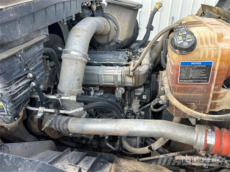 International HV613 12x4 Simple 16 Five Axle Dump Truck Kiper kamioni