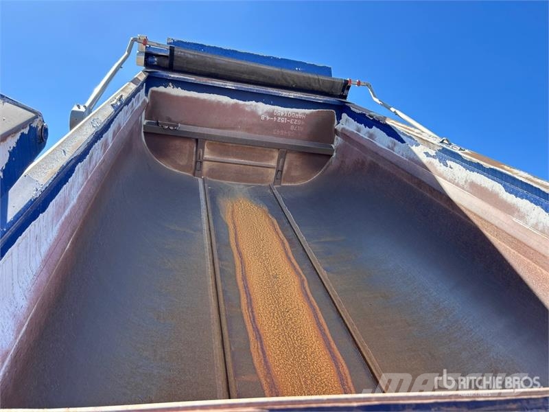 International HX520 6x4 Transfer Set معدات النقل - غير ذلك