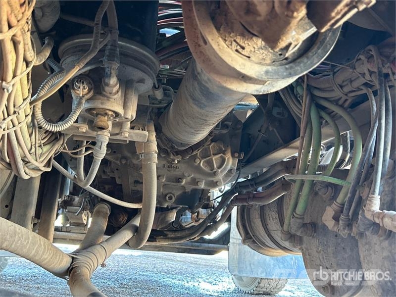 International HX520 6x4 Transfer Set معدات النقل - غير ذلك
