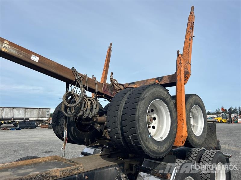 International HX520 8x4 Log Truck Лісовози