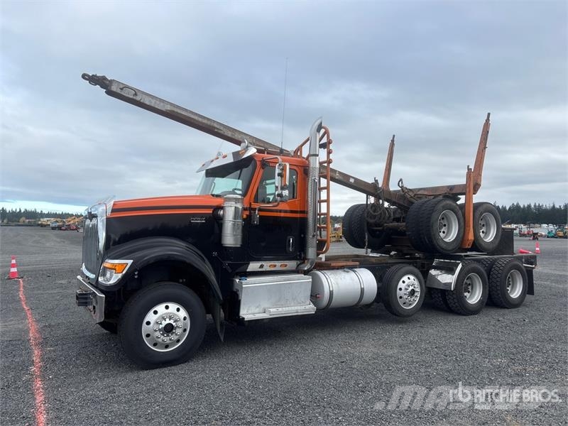 International HX520 8x4 Log Truck Transportes de madera