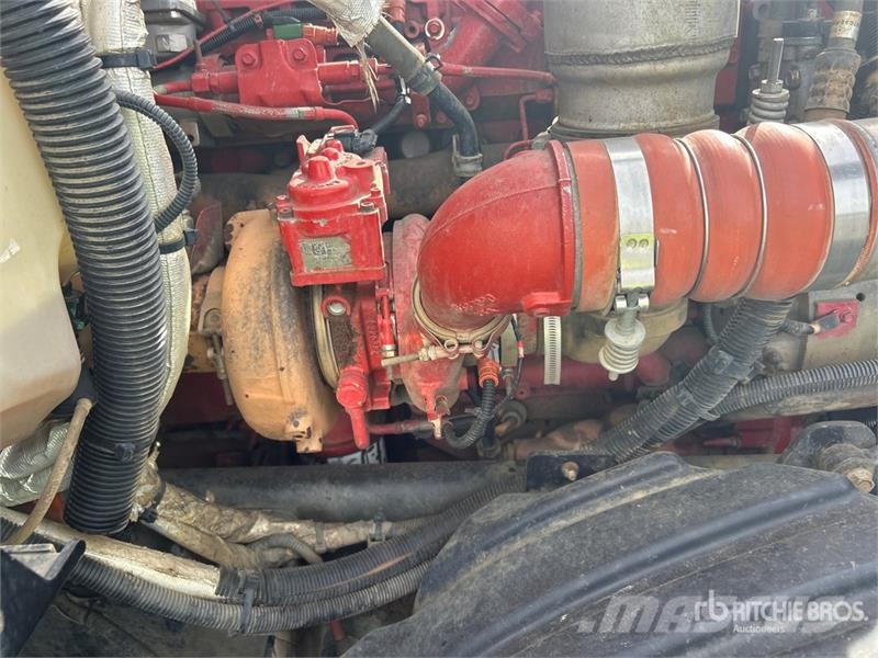 International HX520 8x4 Log Truck Лісовози