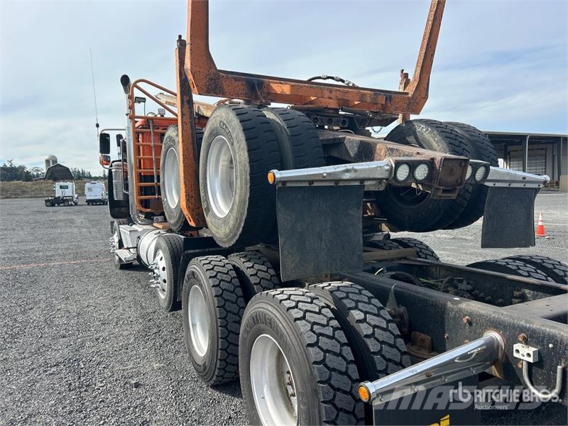 International HX520 8x4 Log Truck Лісовози