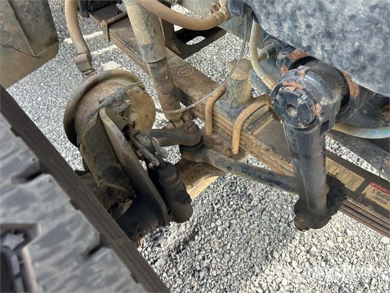International HX520 8x4 Log Truck Лісовози