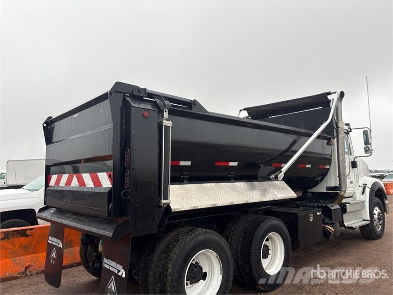 International HX620 自卸式货车