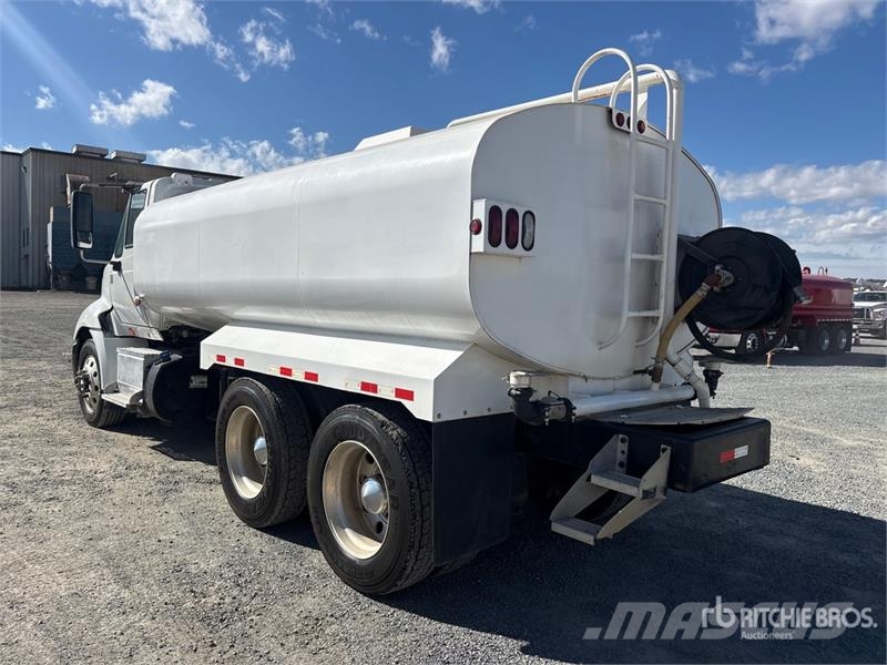 International LF677 6x4 Water Truck Camion citerne à eau