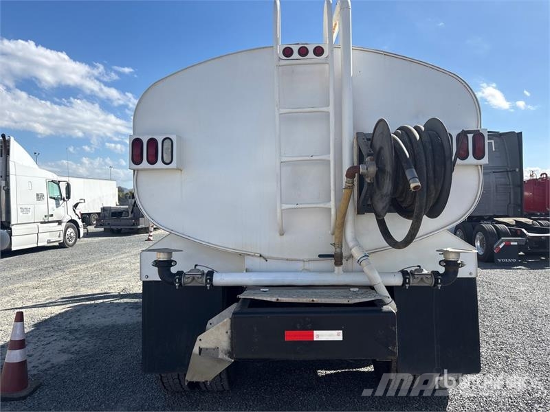 International LF677 6x4 Water Truck Camion citerne à eau