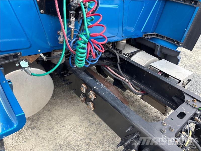 International LT625 Седельные тягачи