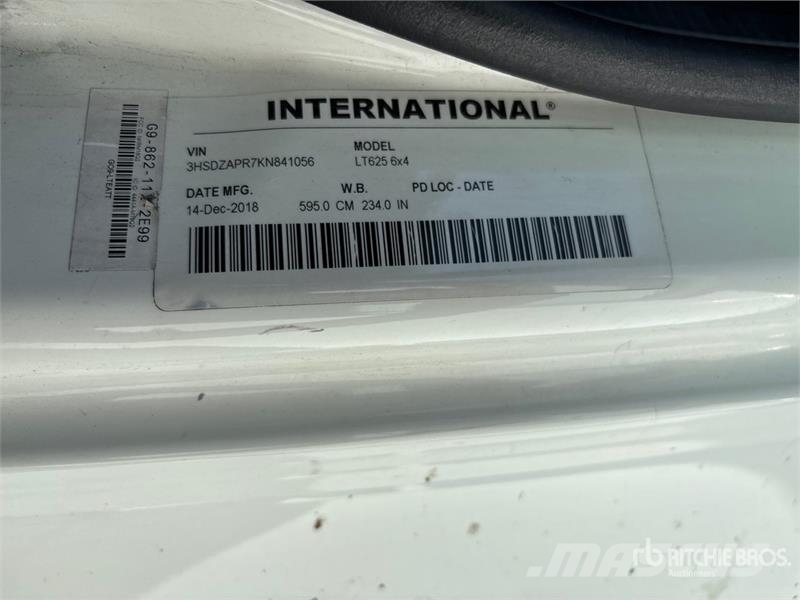 International LT625 Autotractoare
