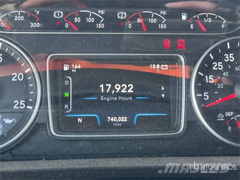 International LT625 Autotractoare