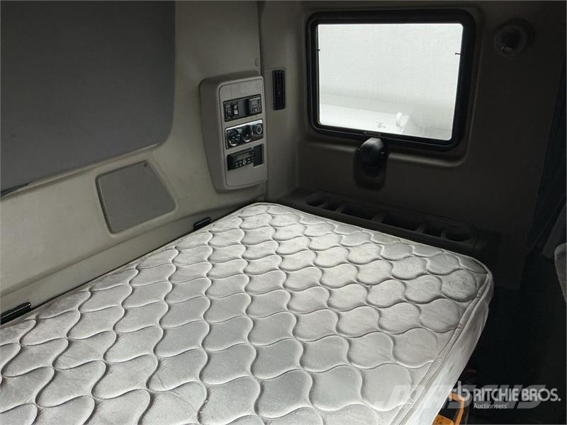 International LT625 Motrici e Trattori Stradali