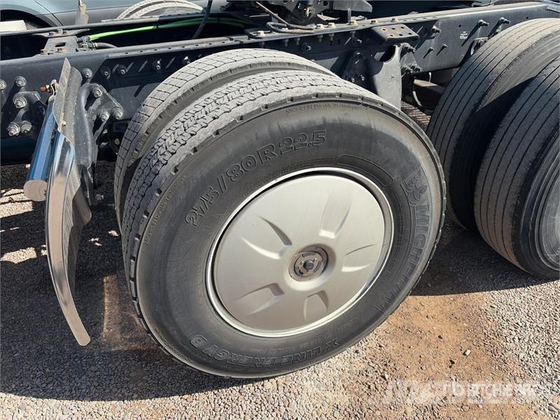 International LT625 Cabezas tractoras