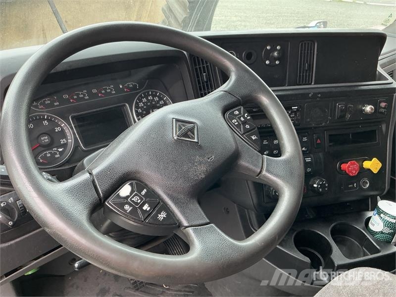 International LT625 Motrici e Trattori Stradali