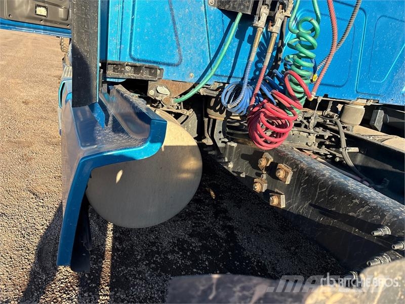 International LT625 Tracteur routier