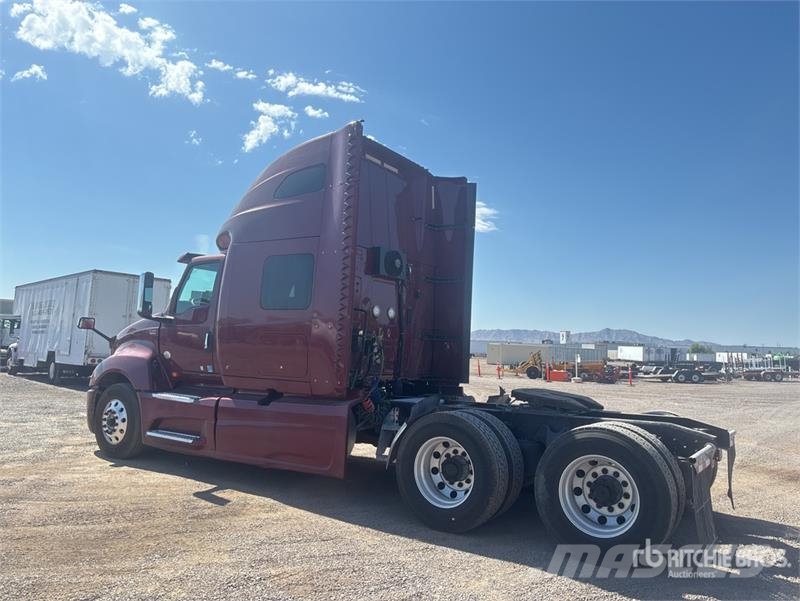 International LT625 Седельные тягачи