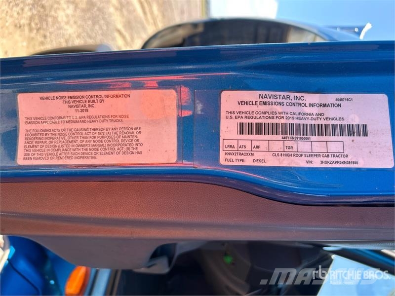 International LT625 트랙터 유닛