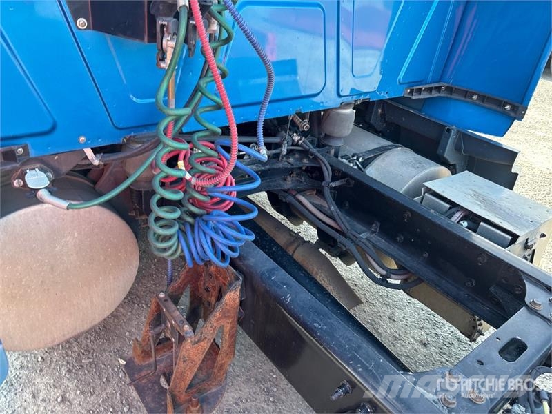 International LT625 트랙터 유닛