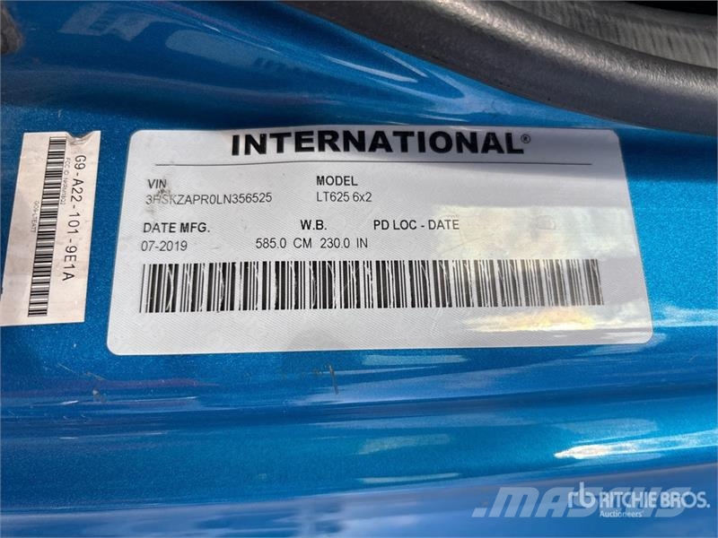 International LT625 트랙터 유닛