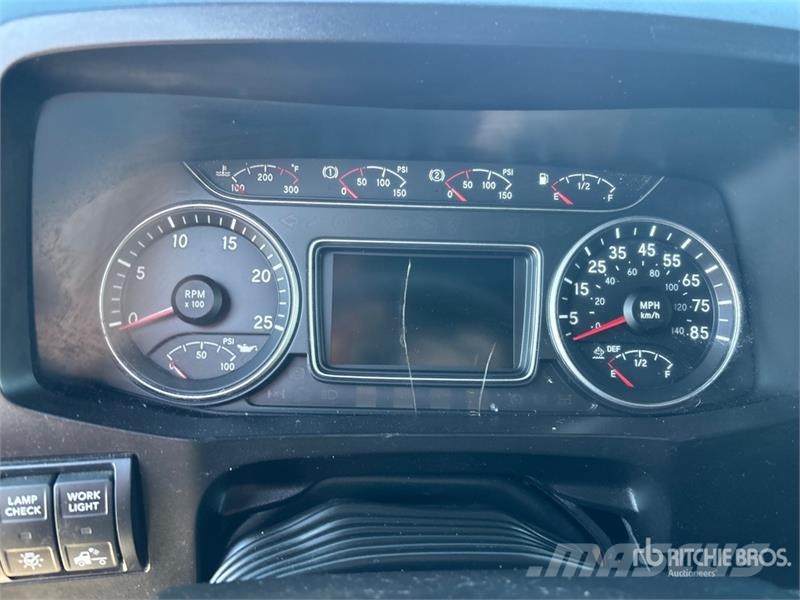 International LT625 트랙터 유닛