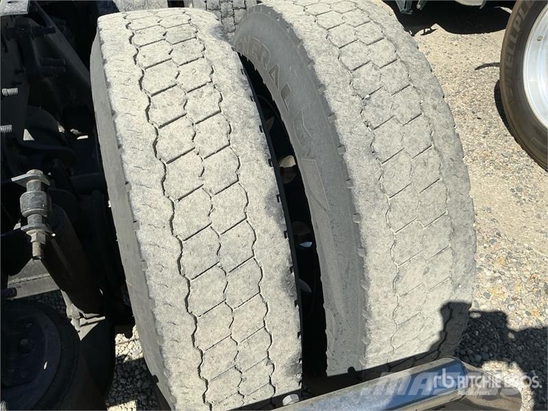 International LT625 Tractor Units