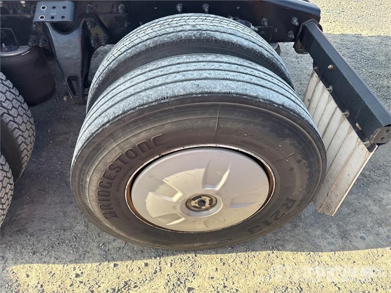 International LT625 트랙터 유닛