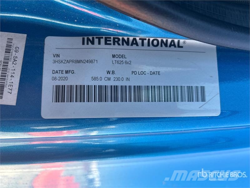 International LT625 曳引機組件