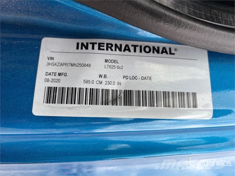 International LT625 Седельные тягачи