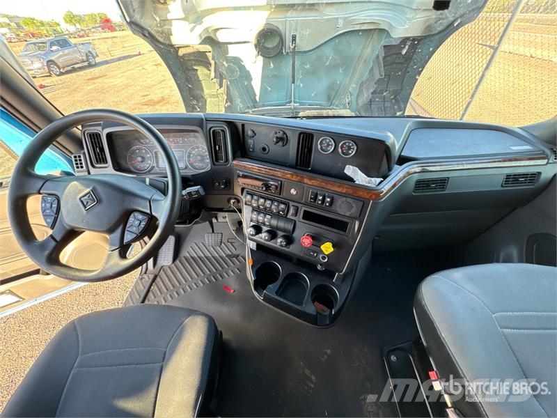 International LT625 Tracteur routier