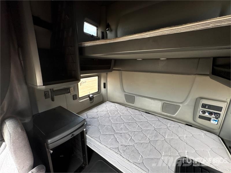 International LT625 Traktorske jedinice