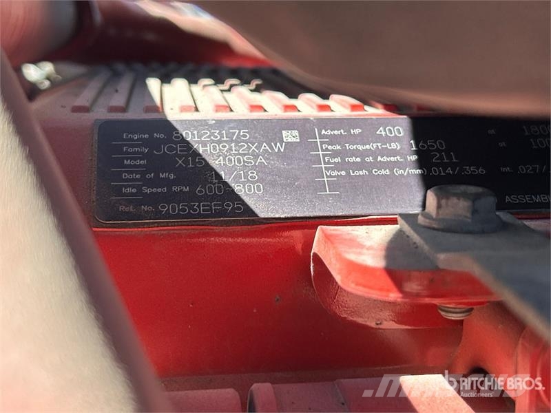 International LT625 트랙터 유닛