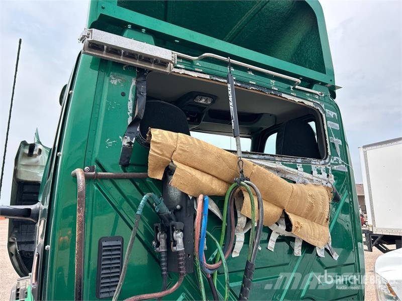 International LT625 트랙터 유닛