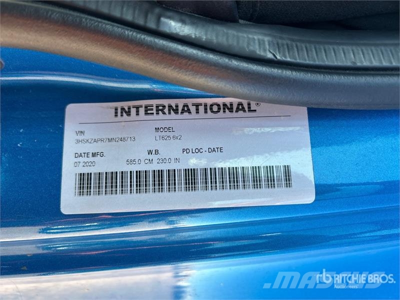 International LT625 وحدات الجر