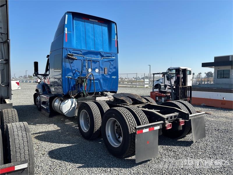 International LT625 Prime Movers
