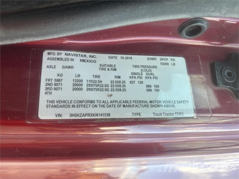 International LT625 Седельные тягачи