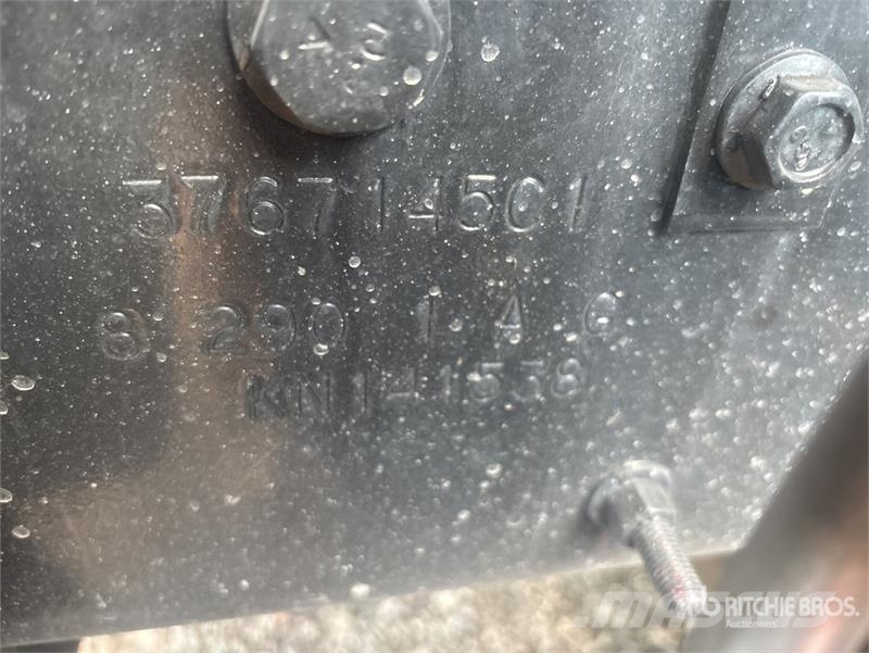 International LT625 Седельные тягачи