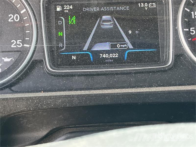 International LT625 Autotractoare