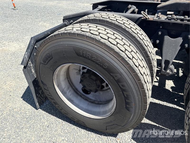 International LT625 6x4 T/A Day Cab Truck Tractor Prime Movers