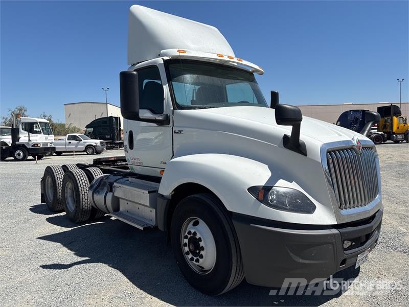 International LT625 6x4 T/A Day Cab Truck Tractor Prime Movers