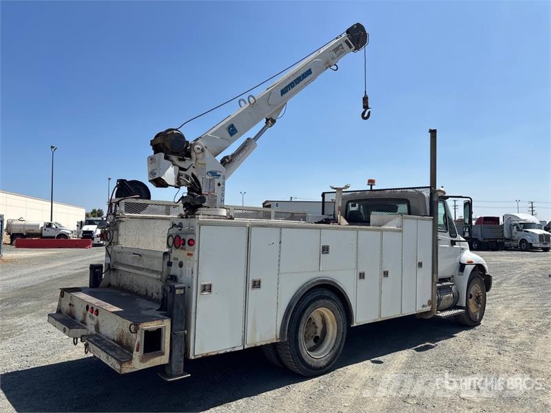 International MA025 4x2 4x2 Service Truck Pilsētas atkritumvedēji