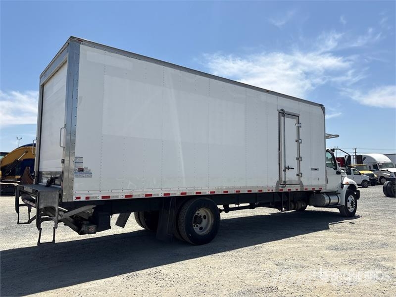 International MV607 4x2 Refrigerated Truck 온도 조절식 트럭