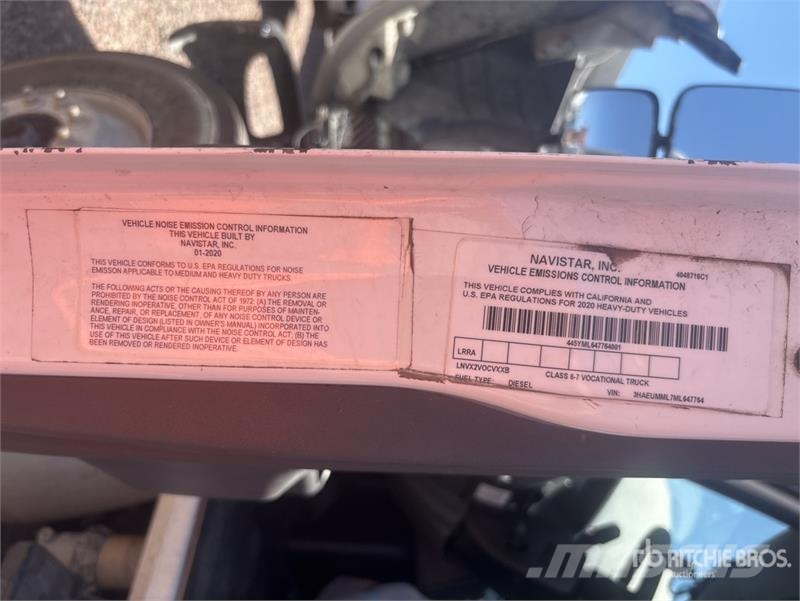 International MV607 4x2 Van Truck Camion cassonati